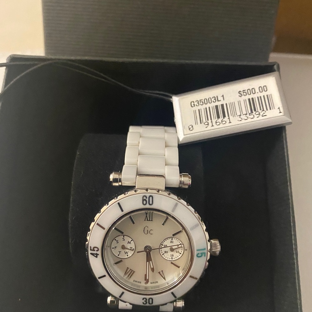 Guess ceramic white watch